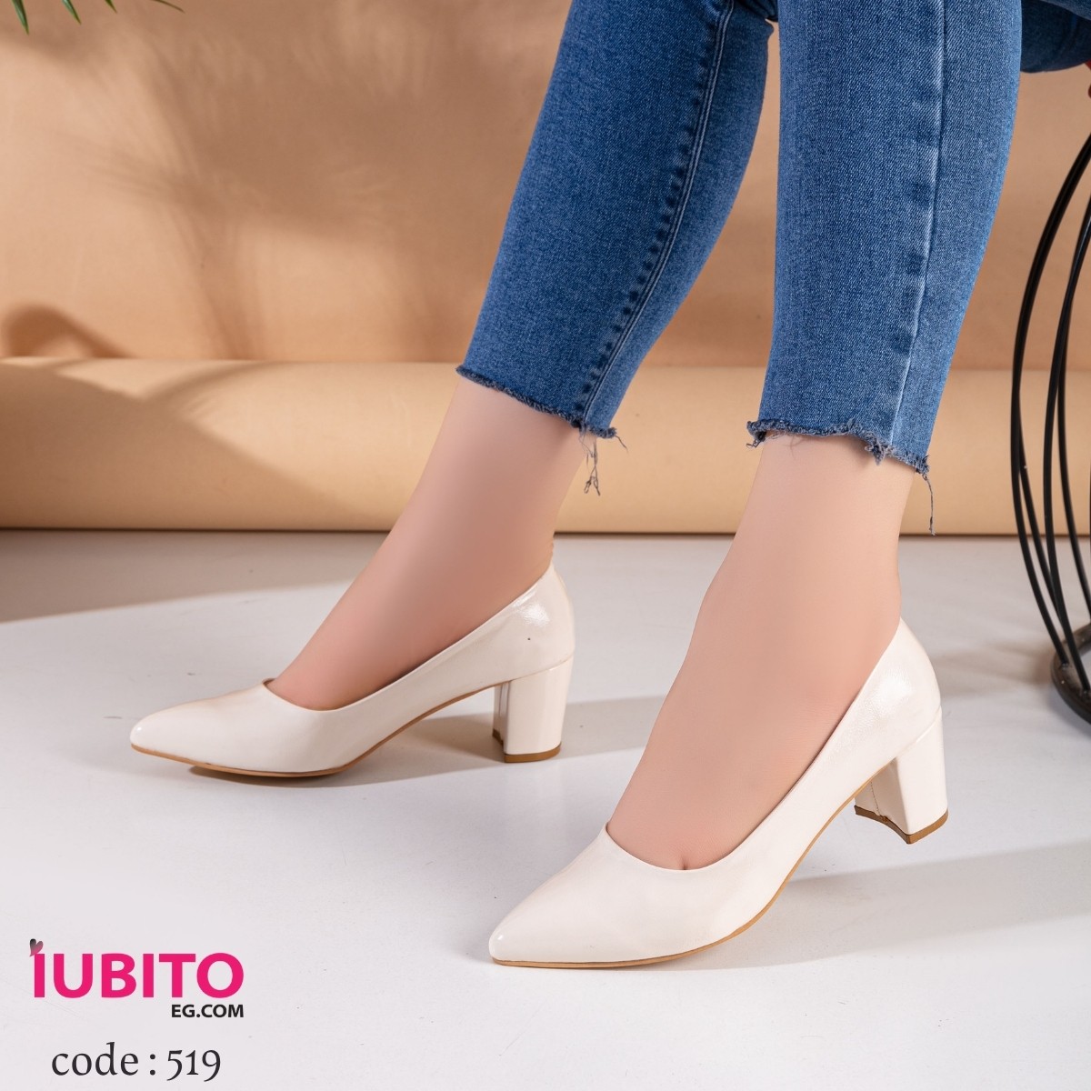 Women's 5 cm heel shoes - Beige - Code (519)