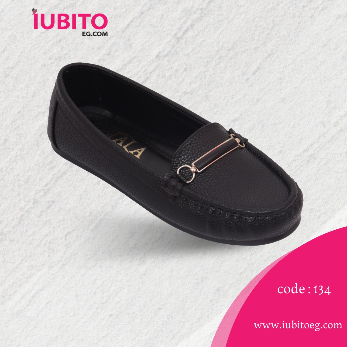 Women's flat shoes - black - code (134)
